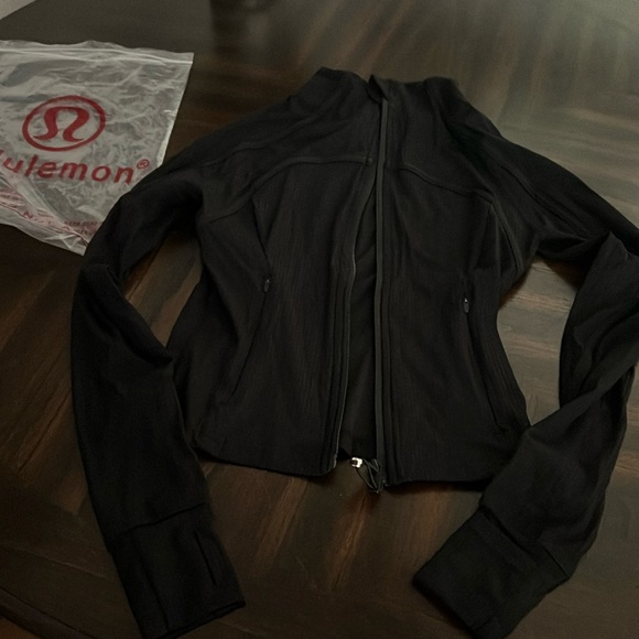 LULULEMON🖤JACKET - Picture 7 of 8